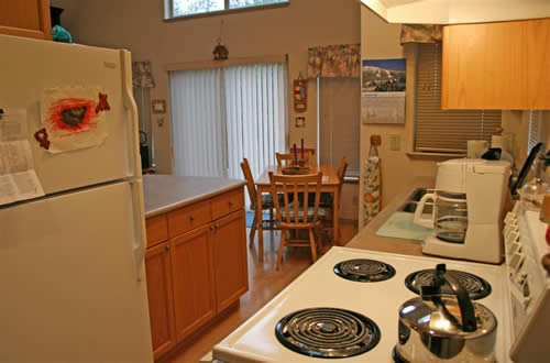 Mount Norman Hideaway, South Pender Island Accommodation